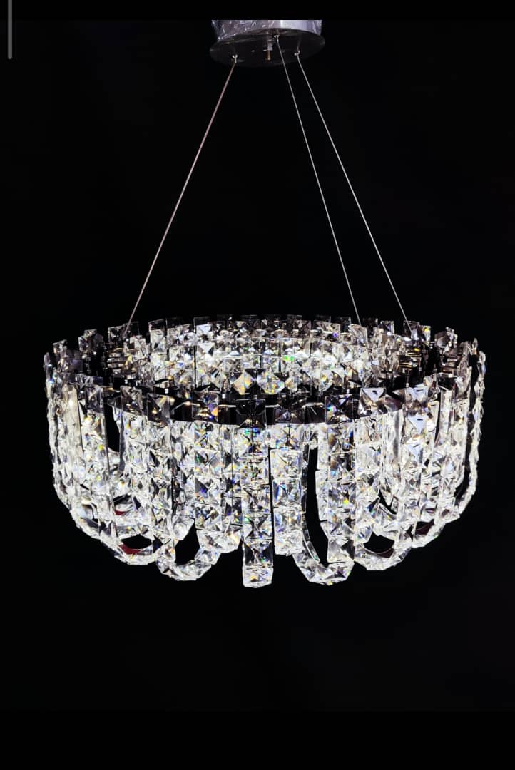 تولید و فروش عمده و تک لوستر مدرن نورانیوم در شهرک صنعتی قرچک